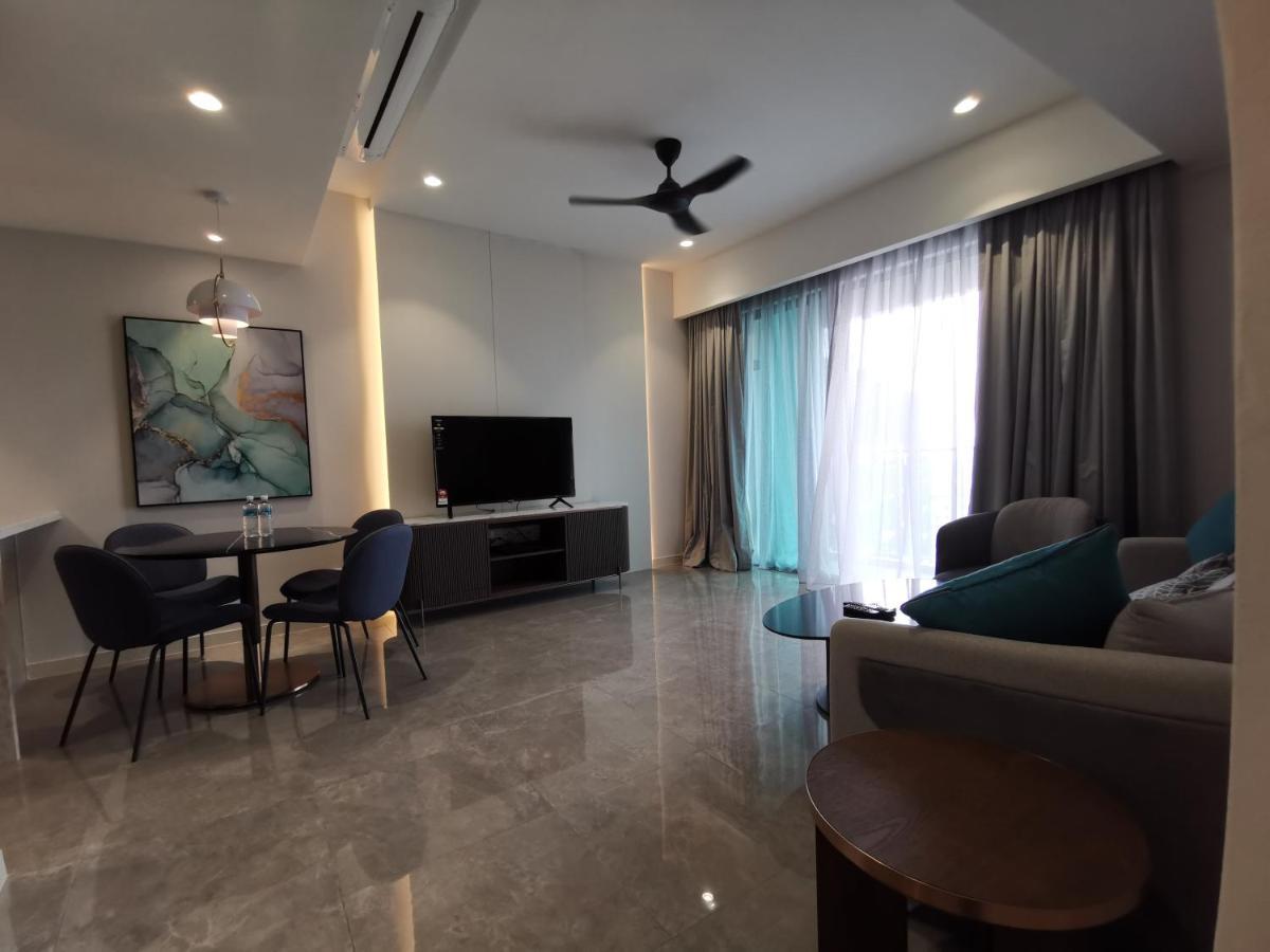 The Ooak Suites And Residence@ Kiara 163 Kuala Lumpur Exterior photo